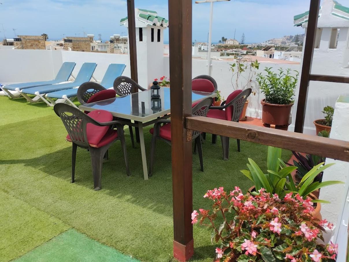Вілла Casa Con Terraza Privada Нерха Екстер'єр фото
